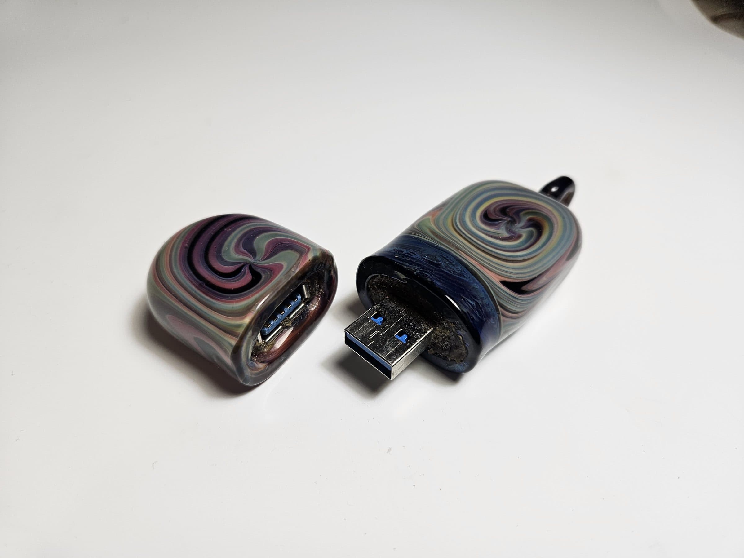 Glass-Encased DJ Drives, photo 3