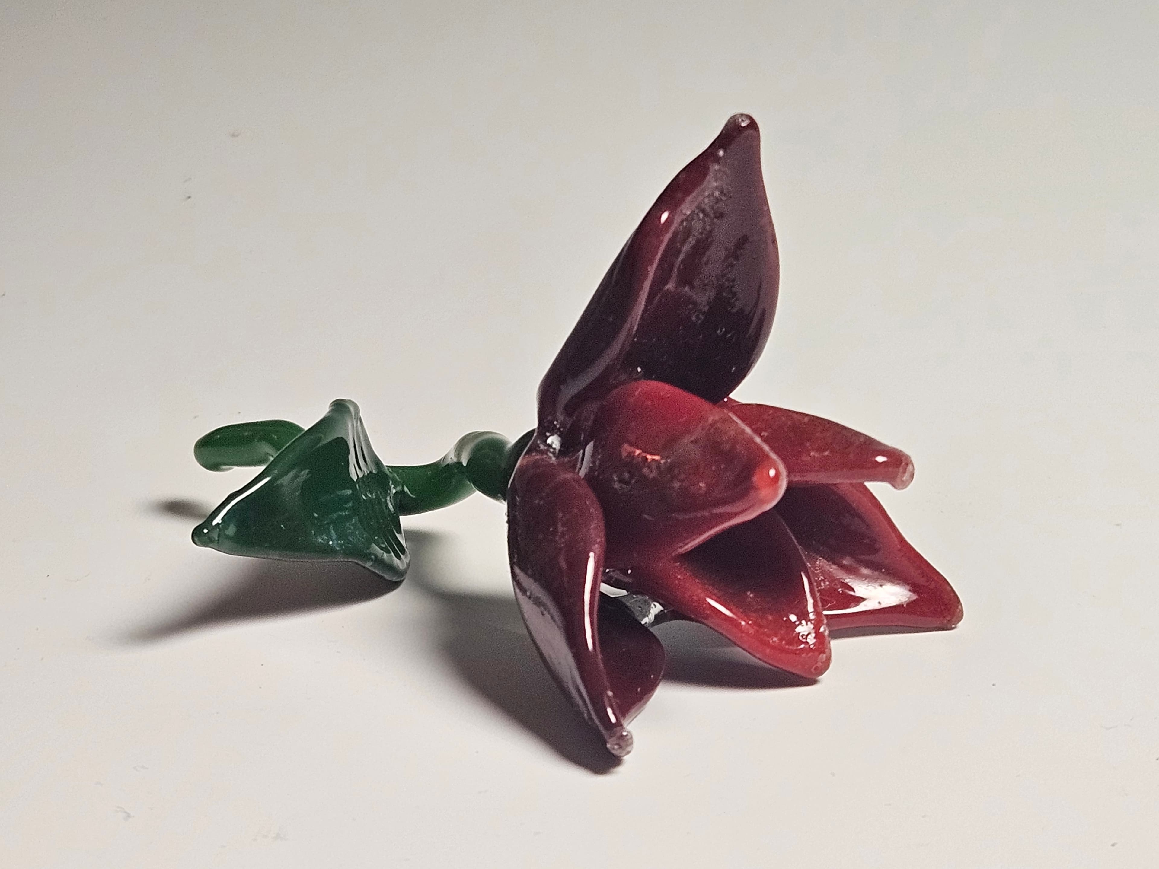 Glass art piece hero